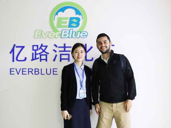 哥伦比亚客户到访公司