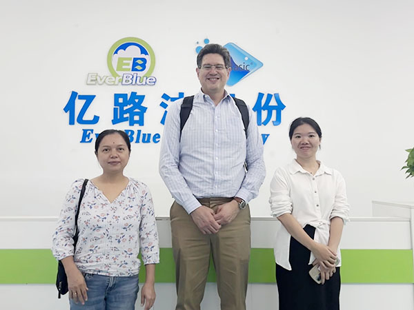 南非客户Blomg来...